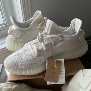 Yeezy Boost 350 V2 Bone - size 8.5 mens